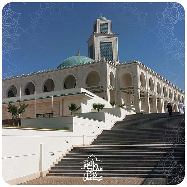 فرش سجاده ای مسجد عبد الحمید بادیس